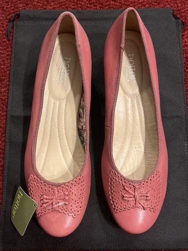 Hotter new tag - hotter.new/tag.free, shoe